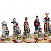 Шахматы подарочные Средневековье: набор фигур больших